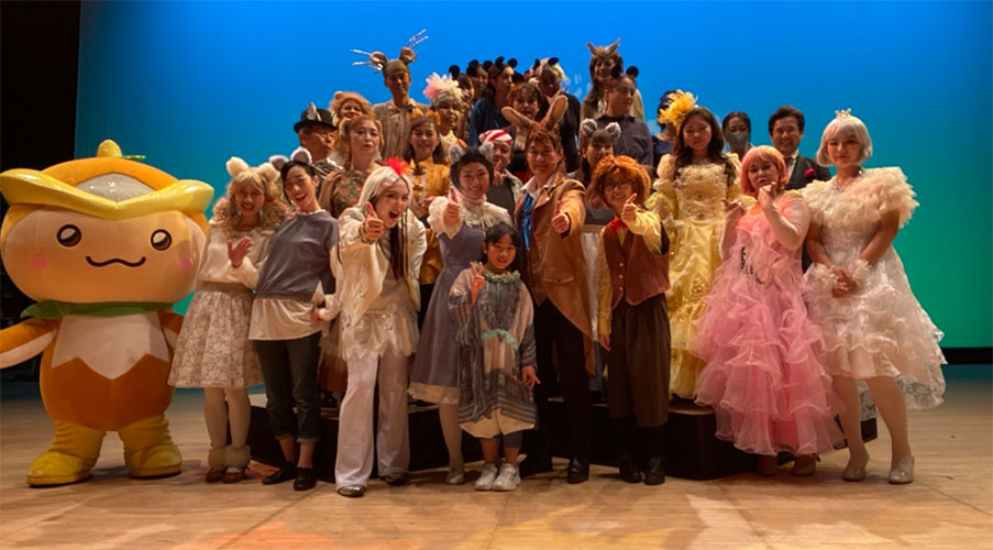 第53回 本公演ミュージカル ブレーメンの音楽隊 市民劇団銀杏の会 公式ホームページ 第53回 本公演ミュージカル ブレーメンの音楽隊 市民劇団銀杏の会 公式ホームページ